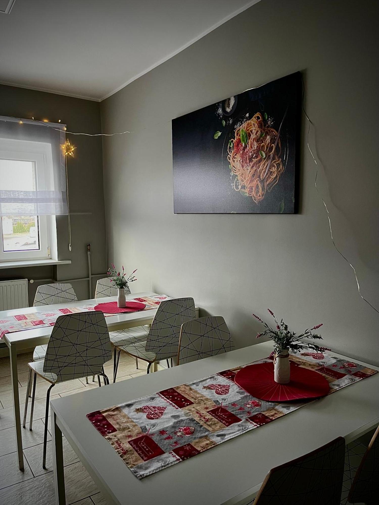 Hostel Azymut Września Esterno foto