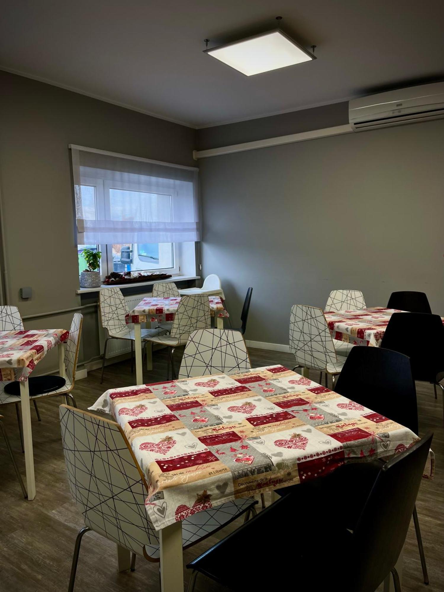 Hostel Azymut Września Esterno foto
